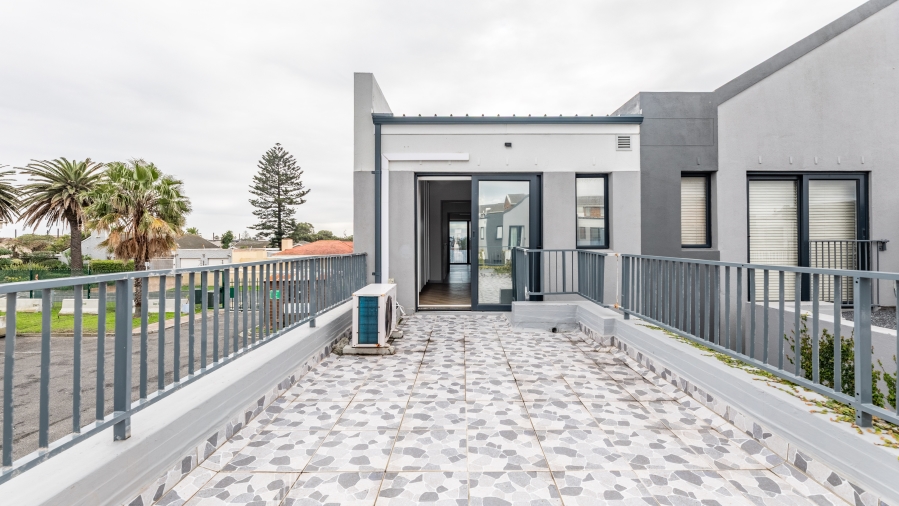 2 Bedroom Property for Sale in Tijgerhof Western Cape